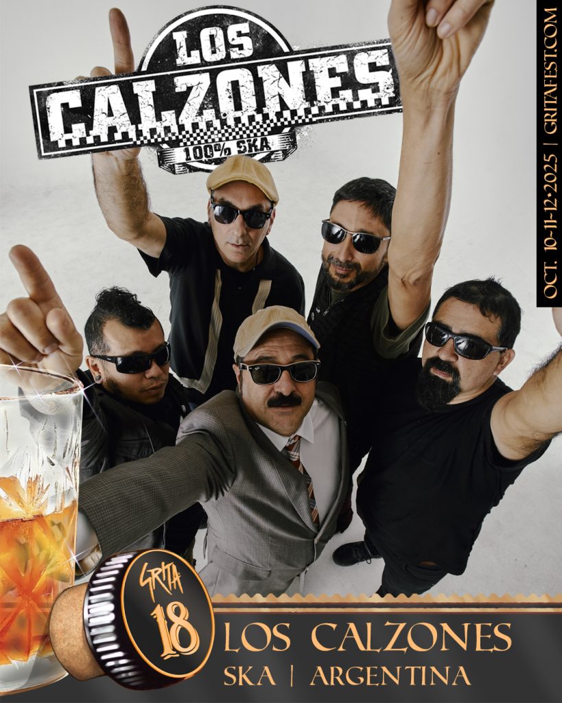 grupo asistente a grita rock