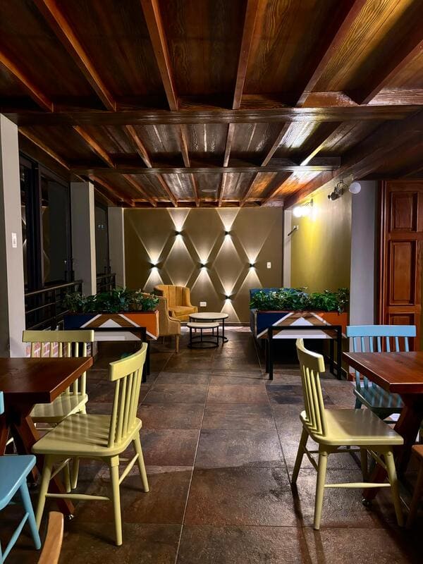 Comedor interior hotel ubicado en aguadas al norte de caldas